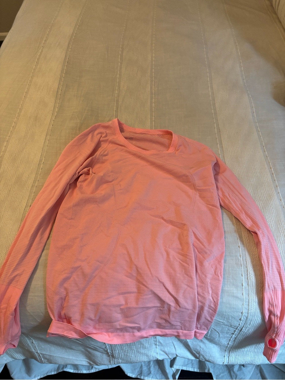 Lululemon swiftly tech Lightweight Pink Long-Sleeve shirt